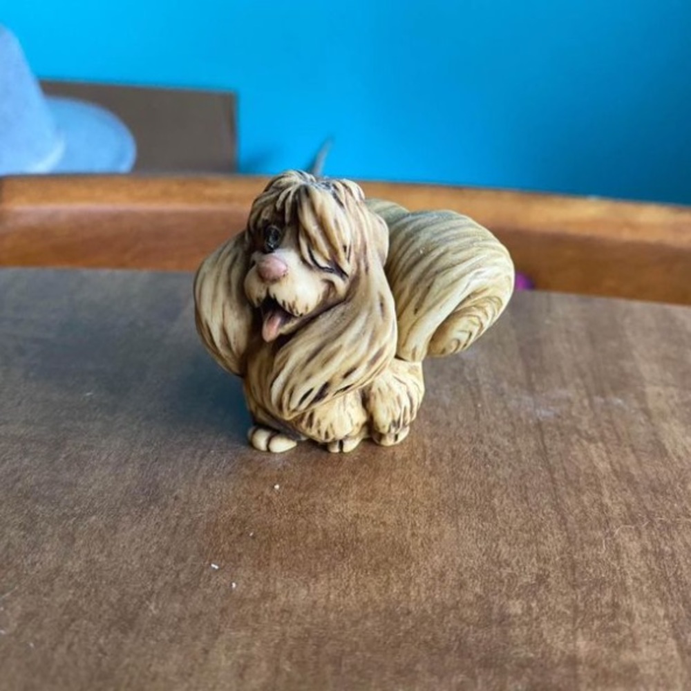 Disney Harmony Kingdom collectible box - Peg from Lady and the Tramp
